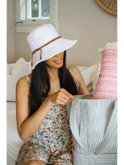 HAT ATTACK FRINGED BUCKET HAT WHITE -Brave Sales Store 86E4F3FCDBC4WHTPRODUCT 04