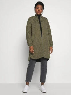 Ilse Jacobsen - Quilted Coat With Rib Trim GREEN