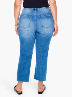 Liverpool - Crop Straight Jean W/ Fray Hem DENIM -Brave Sales Store LY7177SS8DENPRODUCT 04