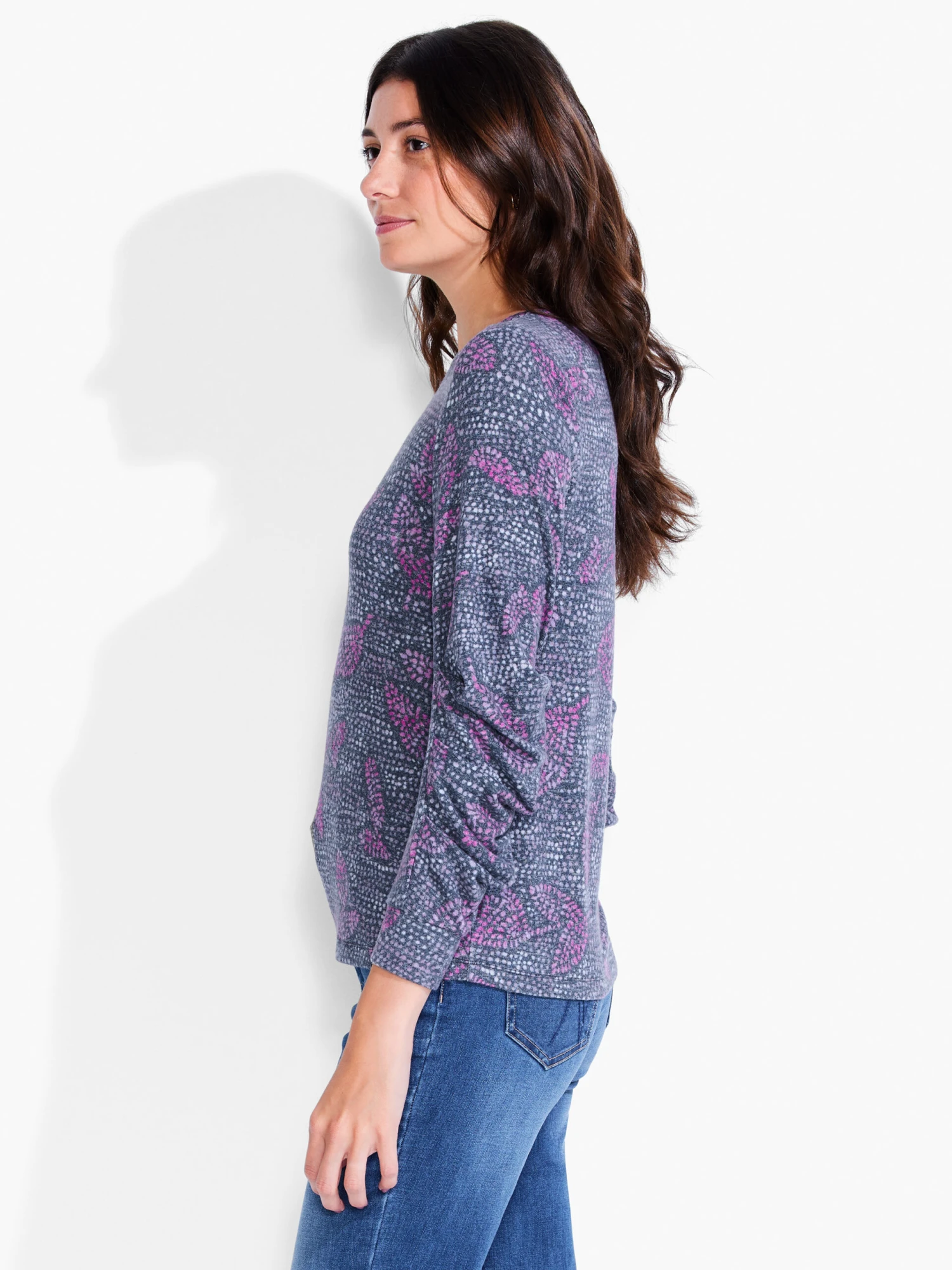 NZT Dotty Leaves Ruched Sleeve Crew Neck PINK MULTI 2 NZT Dotty Leaves Ruched Sleeve Crew Neck PINK MULTI - Image 2